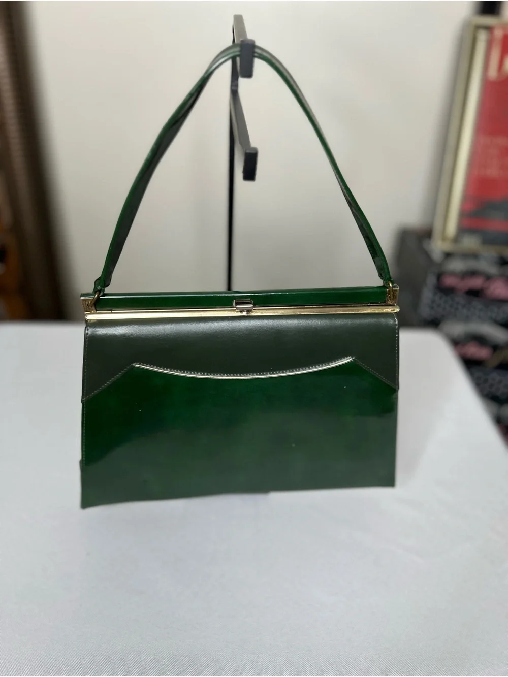 VTG 60s NATURALIZER 2 Tone Emerald Olive Green Patent Top Handle Frame Purse MCM